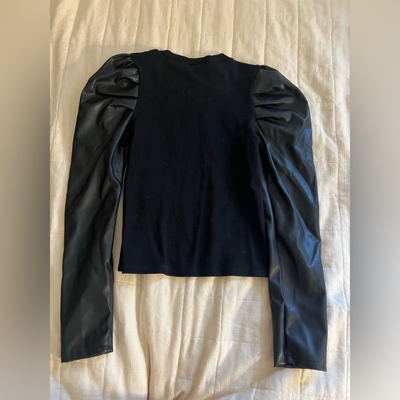 Zara long sleeve top with faux leather sleeves in great condition - Picture 2 of 2